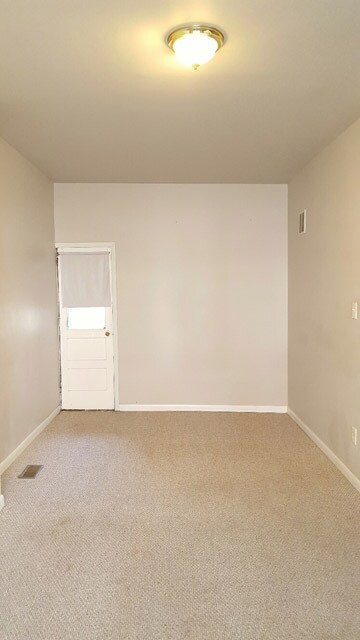 Livingroom View #2 - 524 N 33rd St