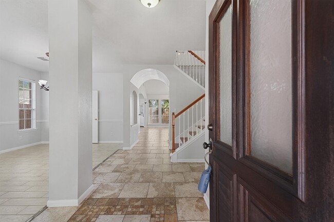Photo - 17206 Stonebridge Trail