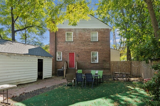 Building Photo - 4604 Calvert Rd Rental
