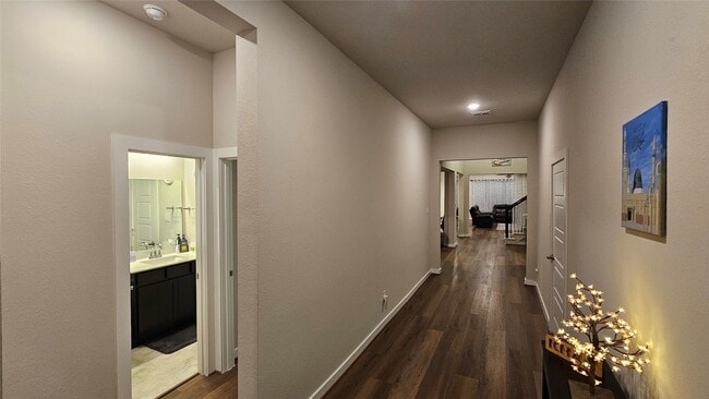Photo - 18218 Bluebird Br Ln