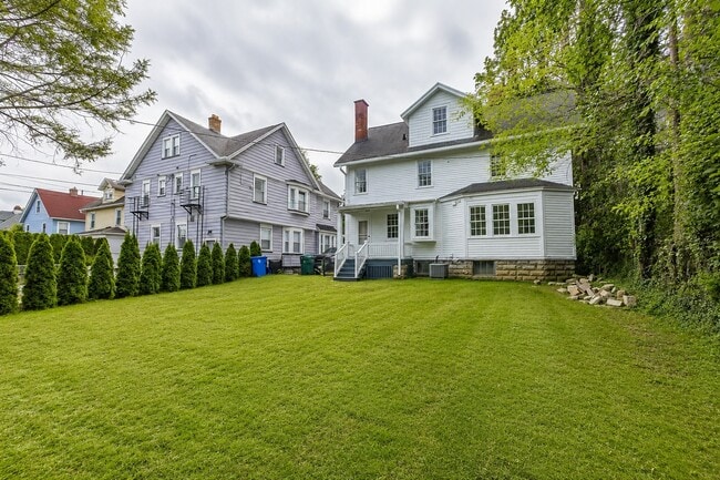 Photo - 1120 Park Ave