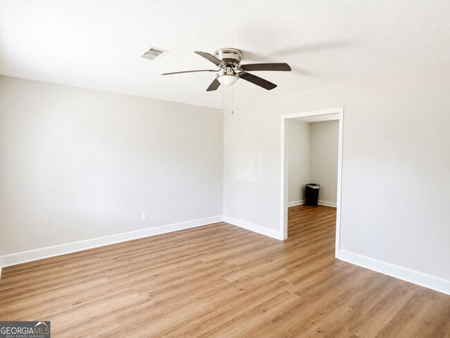 Photo - 116 Bradley Cir