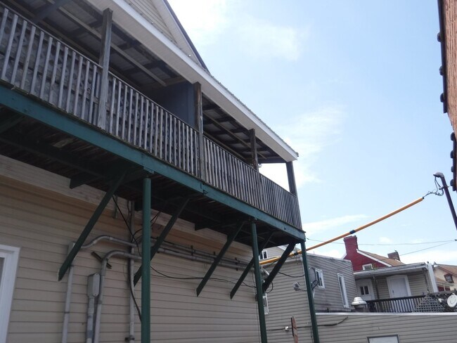 Photo - 416 Salem Ave Unit 416 Salem Ave Apt 2W