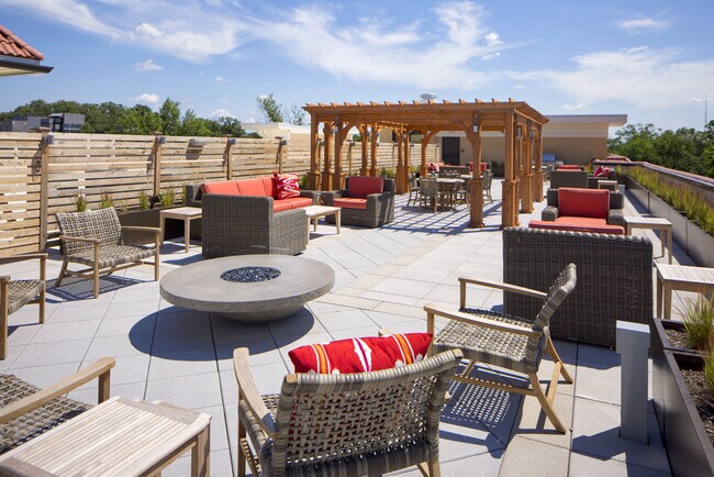 Willow & Maple apartments — community photo