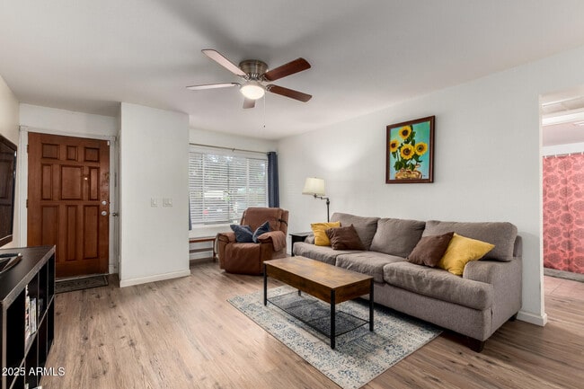 Photo - 1927 E Hampton Ave Unit 129