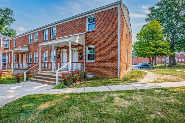 Photo - Oak Grove by OneWall