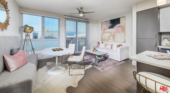 Photo - 950 E 3rd St Unit 3300