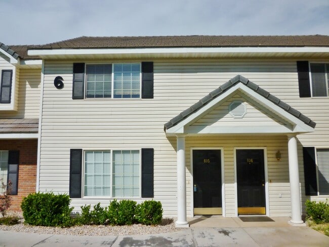 Photo - 1735 W 540 N Townhome