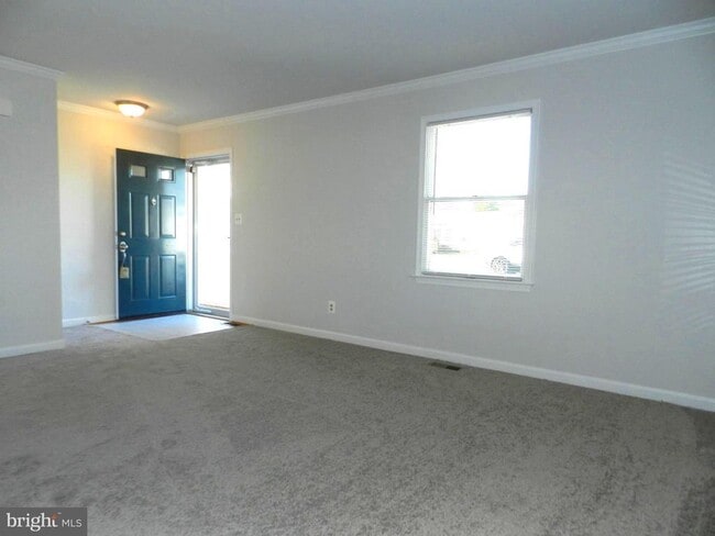 Photo - 206 Gerber Dr