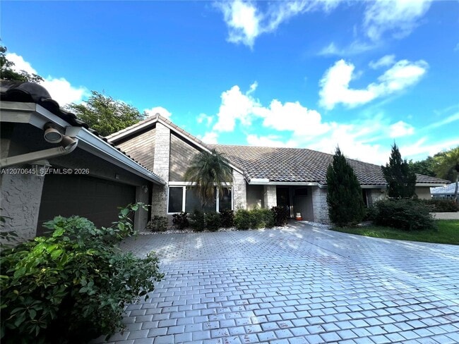Photo - 297 NW 104th Ave