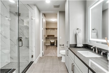 Photo - 9758 Katy Fwy