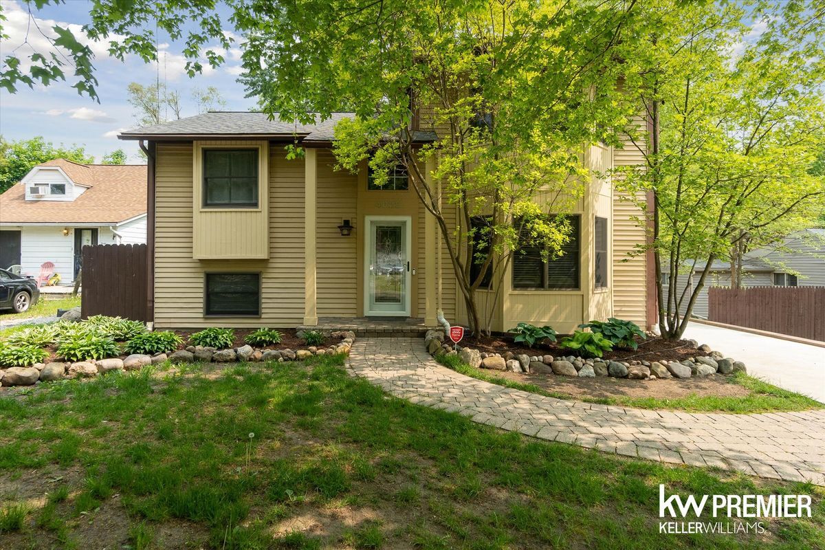 Photo - 4022 Hazelett Dr