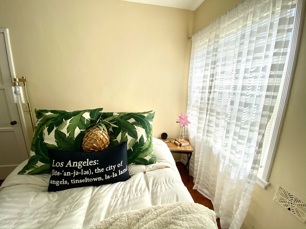 Photo - 2117 Oak St Unit A