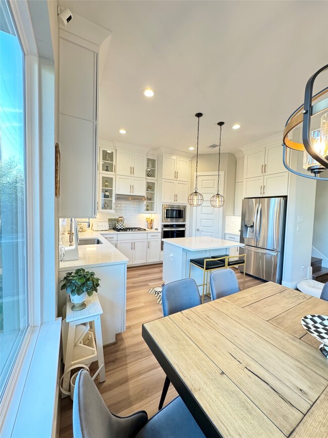 Photo - 3110 Meadow Maker Ln