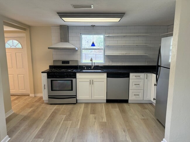 Photo - Remodeled 3/2 in the Heart of Gainesville!