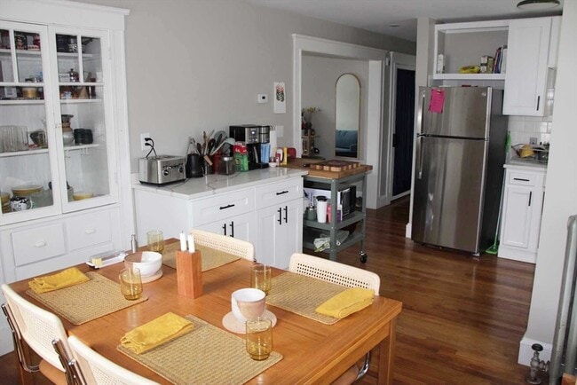 Photo - 58 Parkway Crescent Apartment Unit 2