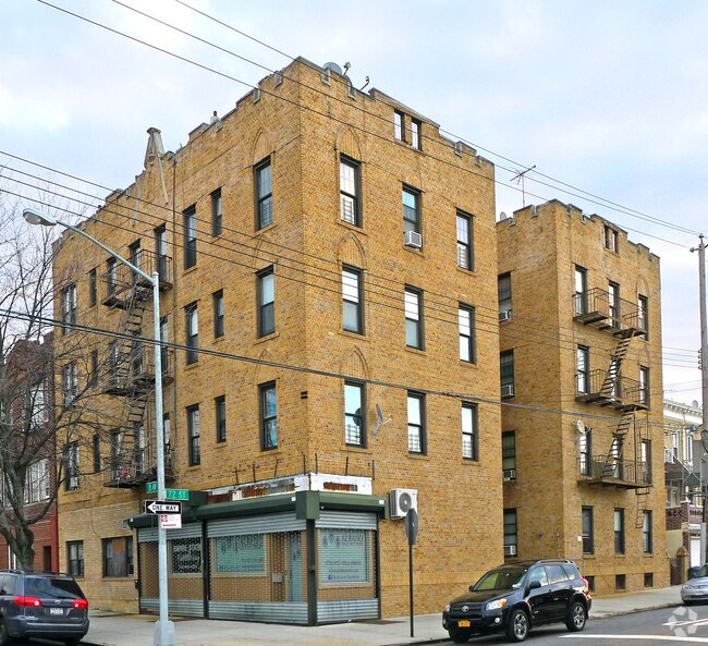 Photo - 801 72nd St