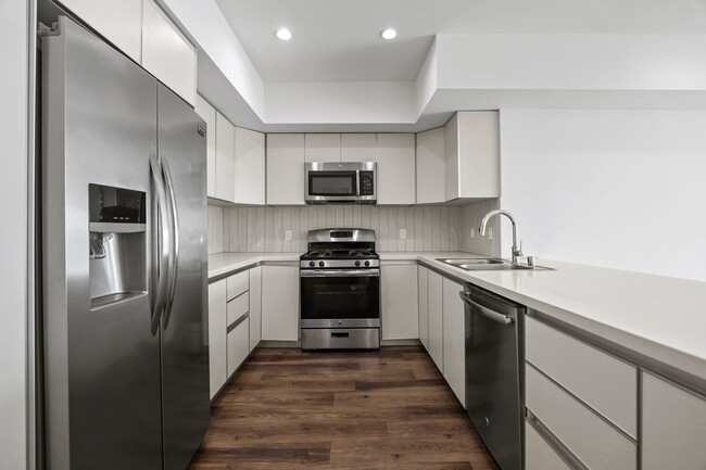 Building Photo - Westgate Wonder by Wiseman Rental