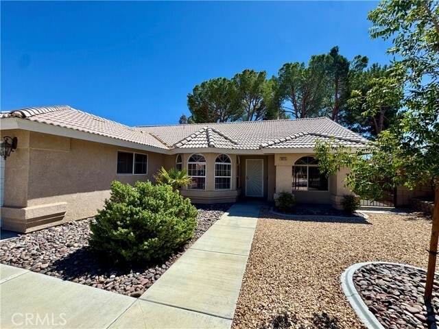 18015 Wildwood Dr