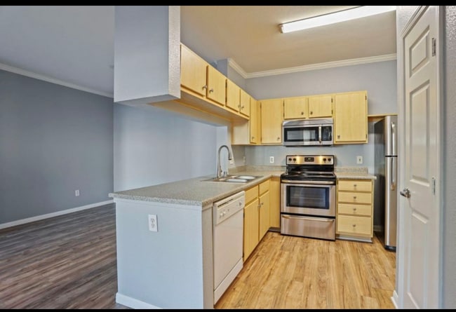 Photo - 701 Gibson Dr