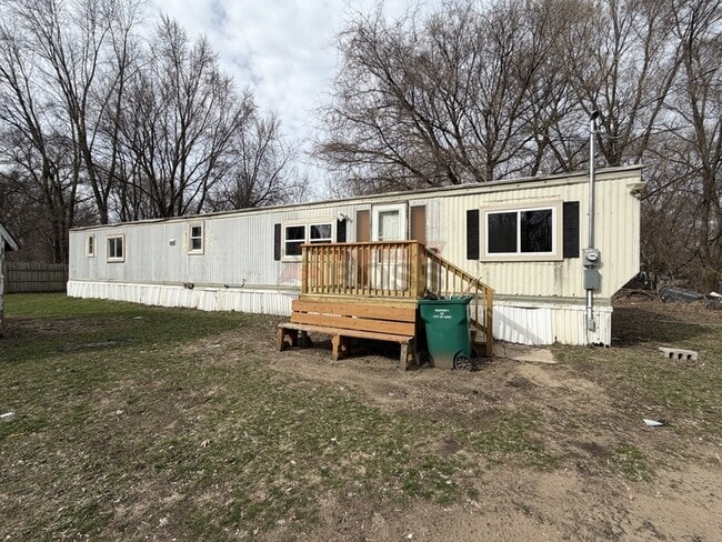 Building Photo - 7003 W 21st Ave