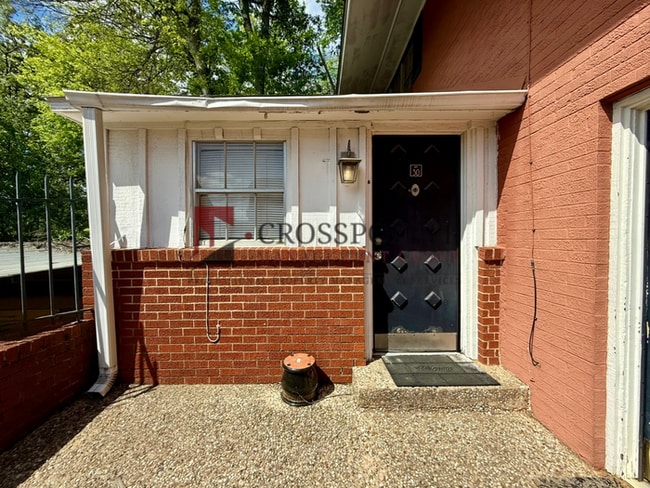 Building Photo - 1 Bed 1 Bath at Broadway Apartments! All Bills Paid!