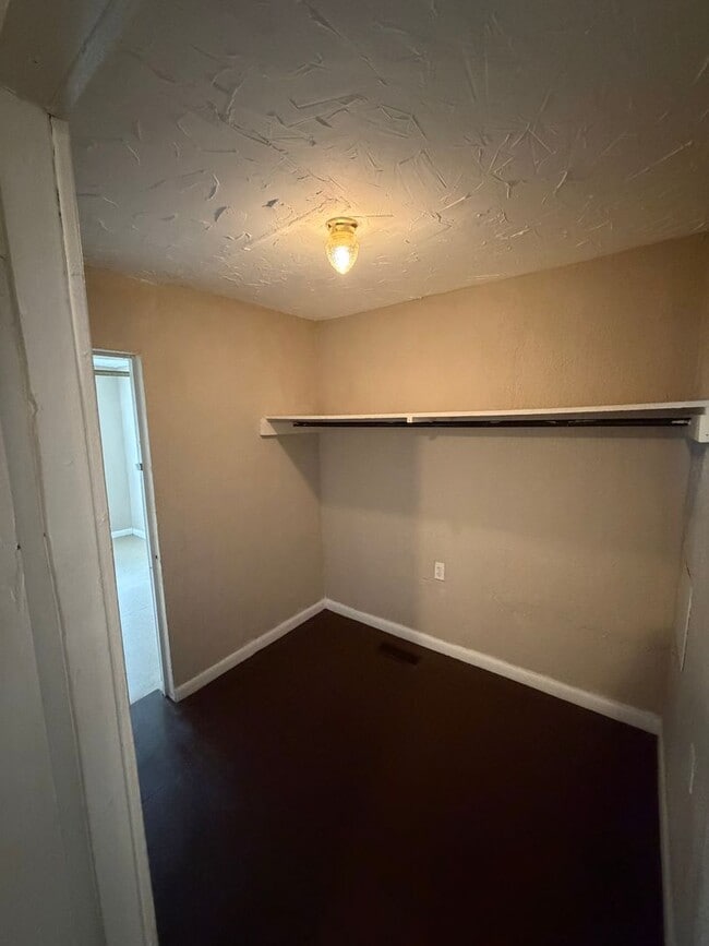 Photo - 2344 East Ave Unidad 2344 East Ave #1