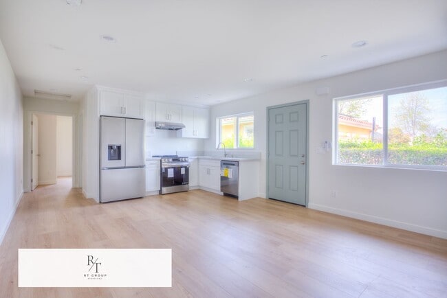 Building Photo - 2 Bed | 2 Bath | Alhambra School District Unit A