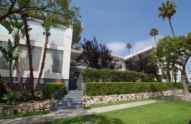 Photo - Washington Apartments