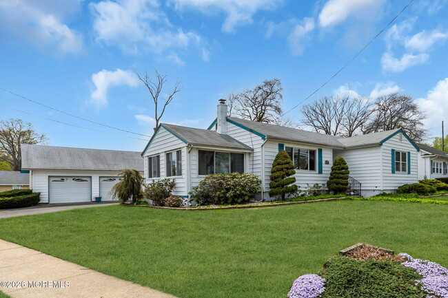Photo - 1700 6th Ave