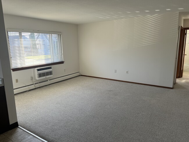 Sala de estar - 181 Oakwood Ave Unidad A1