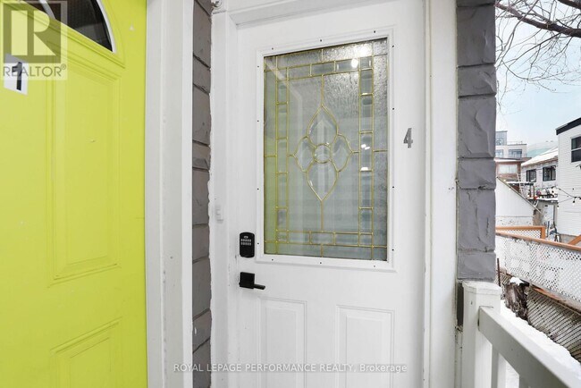 Photo - 123 Pamilla St Unité 4