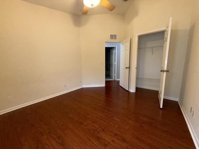Photo - 1083 Woodfield Rd