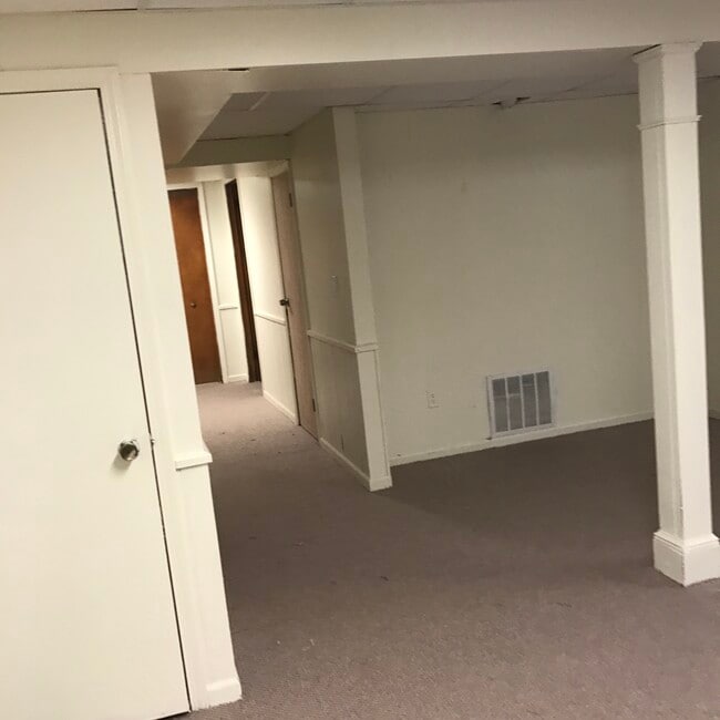 Photo - 3150 Woods Cir