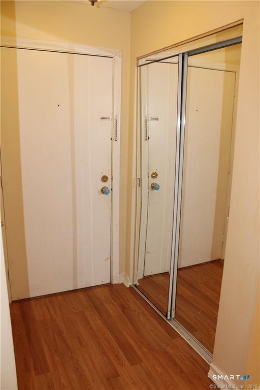 Photo - 20 Woodsedge Dr Unit APT 2B