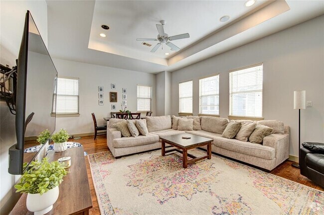 Building Photo - 1718 W 25th St Rental