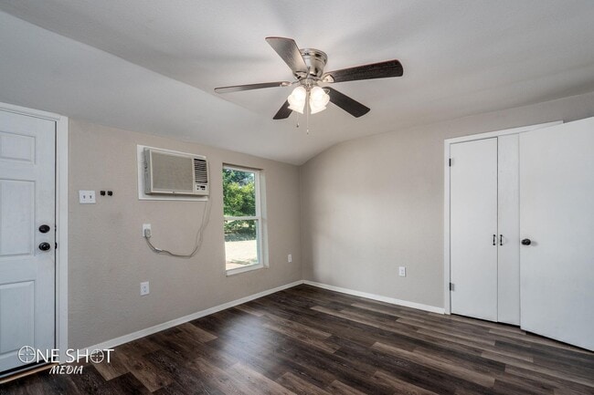 Photo - 2510 S 2nd St