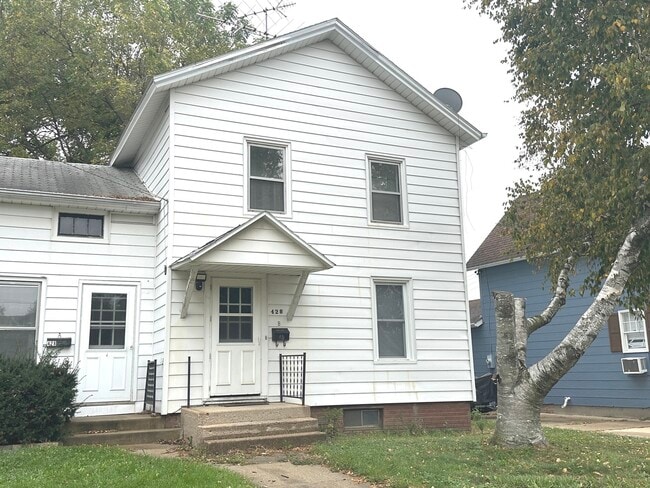 Building Photo - 428 W High St
