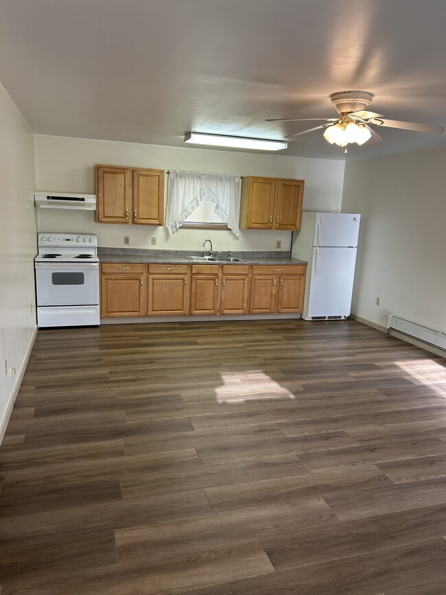 Photo - 2153 Wood St Unit E