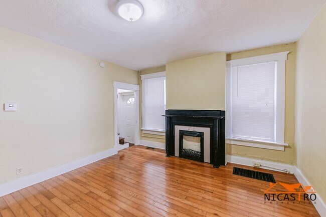 138 E 11th Ave