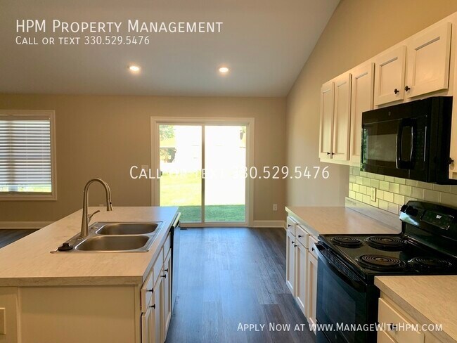 Photo - 2467 Delaware Ave SW Apartment