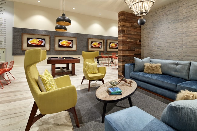 Vantis Resident Lounge