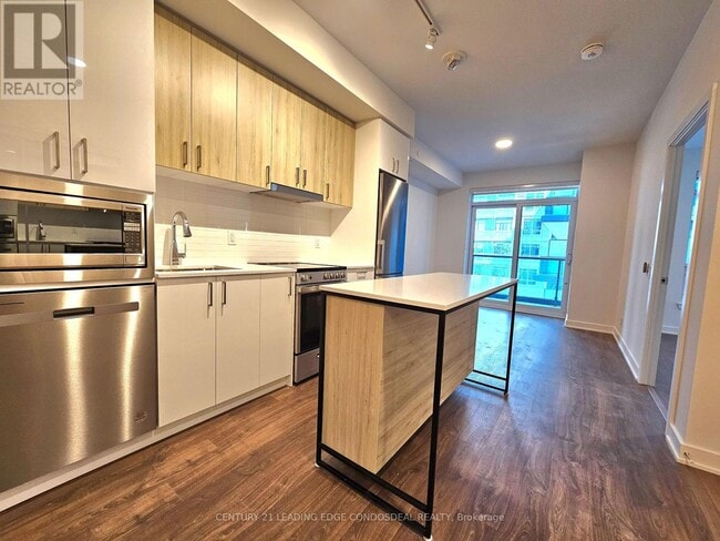 Photo - 30 Upper Mall Wy Unit 419