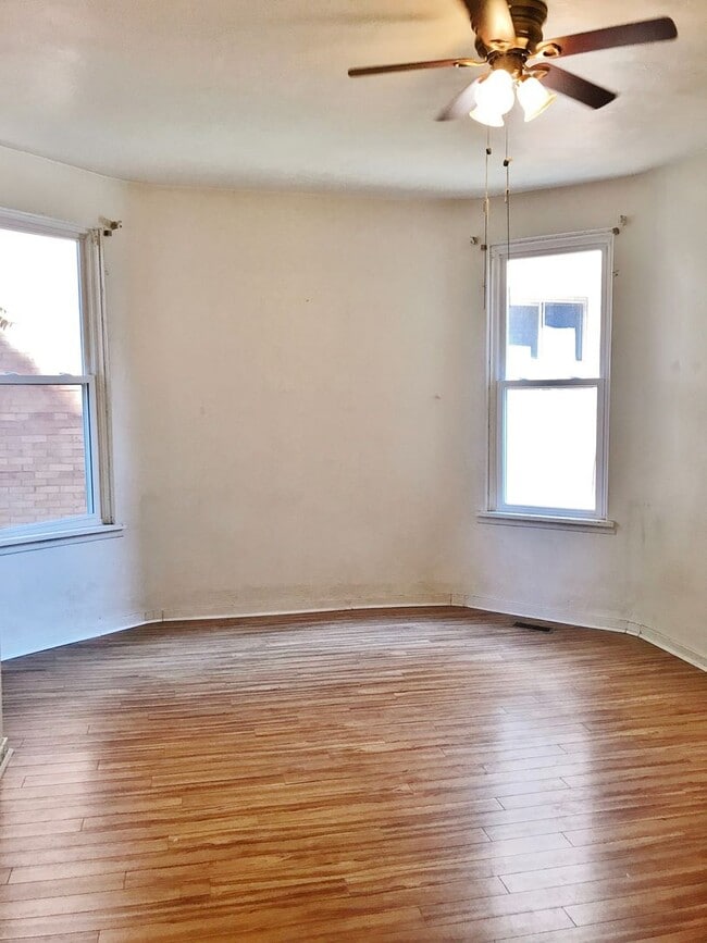 Photo - Friendship - Apartments For Rent In Pittsburgh Unit 1