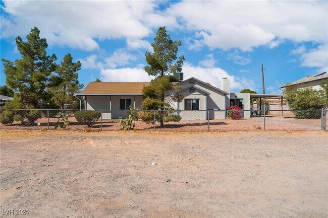 Photo - 1637 Sunset Dr