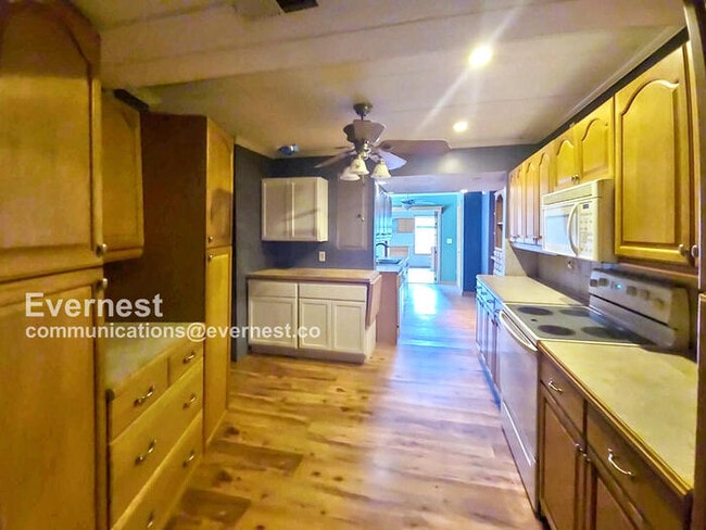 Photo - 1609 W 26th St