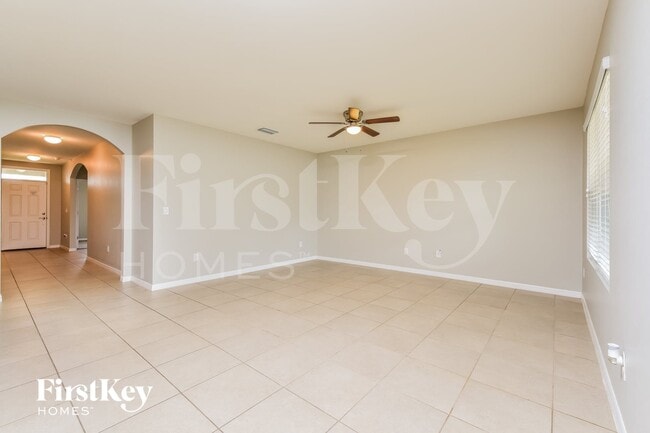 714 SW 12th St
