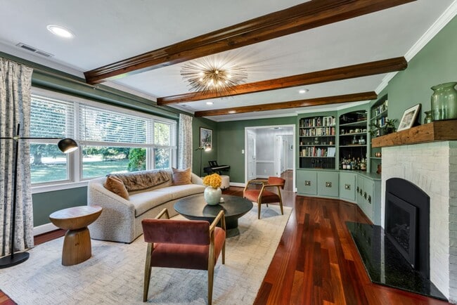 Photo - A rare estate-style rental in Thoroughgood