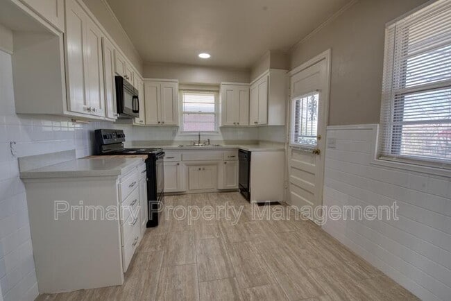 Photo - 3809 NW 51st St