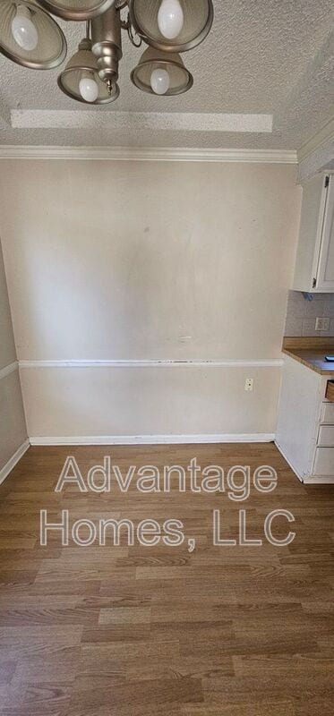 Photo - 10832 Haskins St